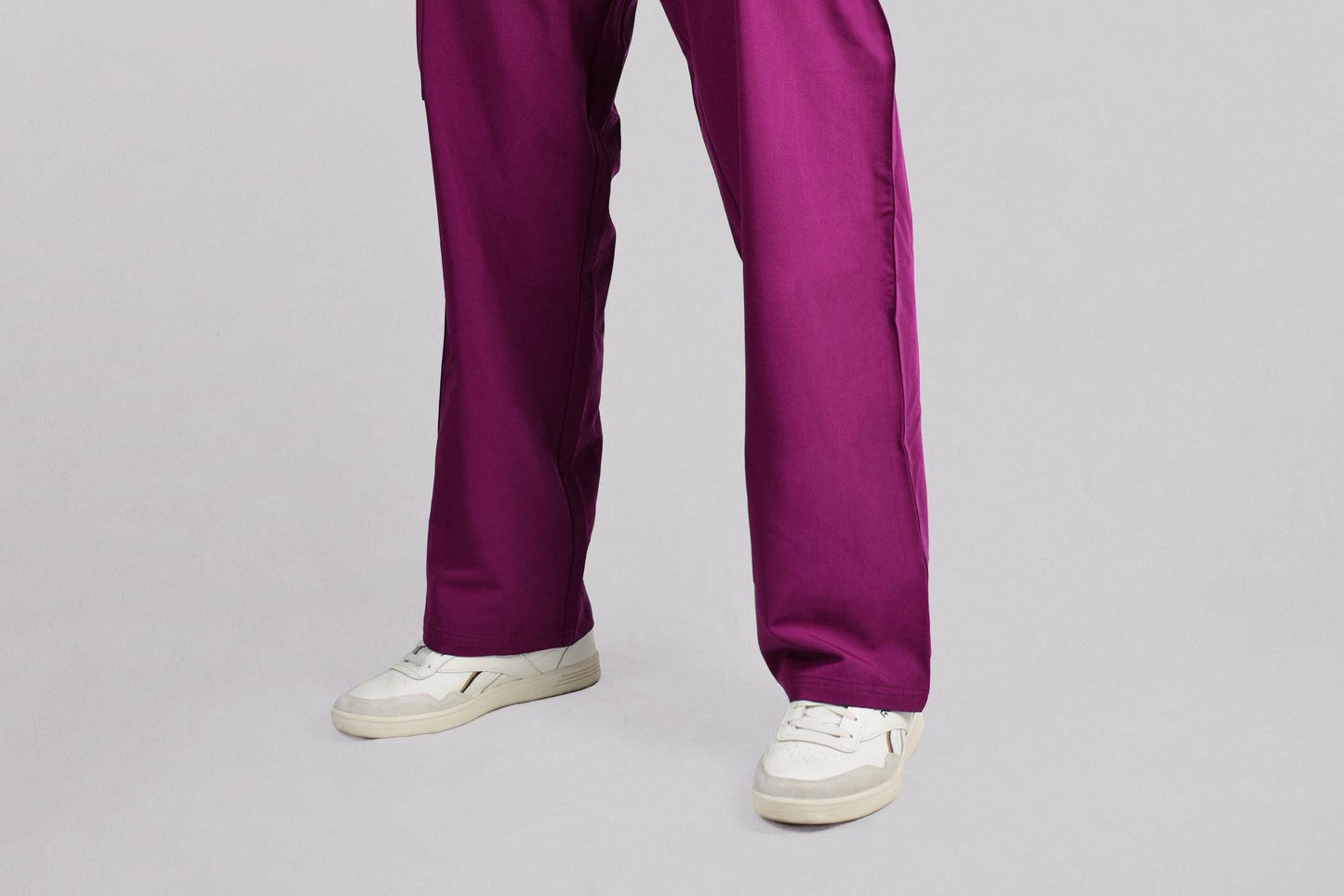 Pantalón Modelo Classic Burdeo Hombre